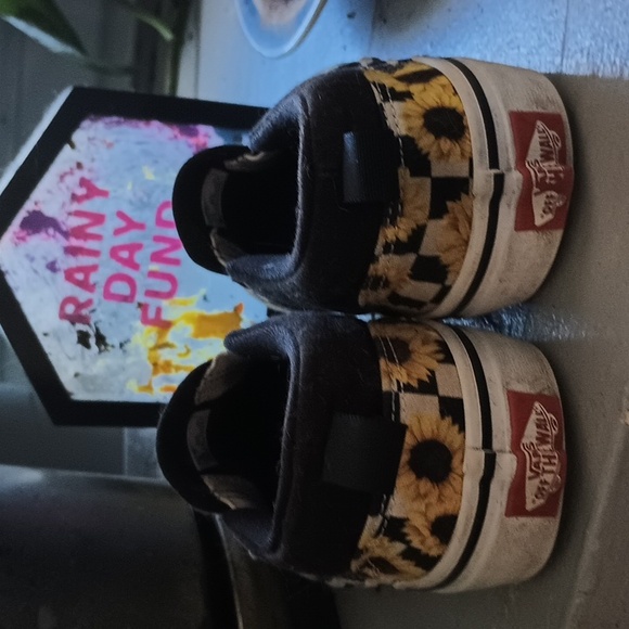 Vans sunflower sz 4.5 - Picture 3 of 4